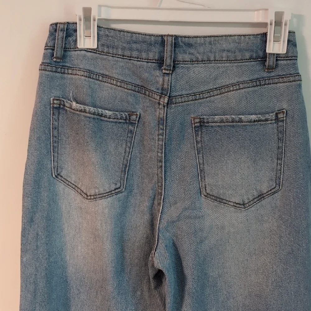 Women's Distressed Blue Jeans - Picture 4 of 5